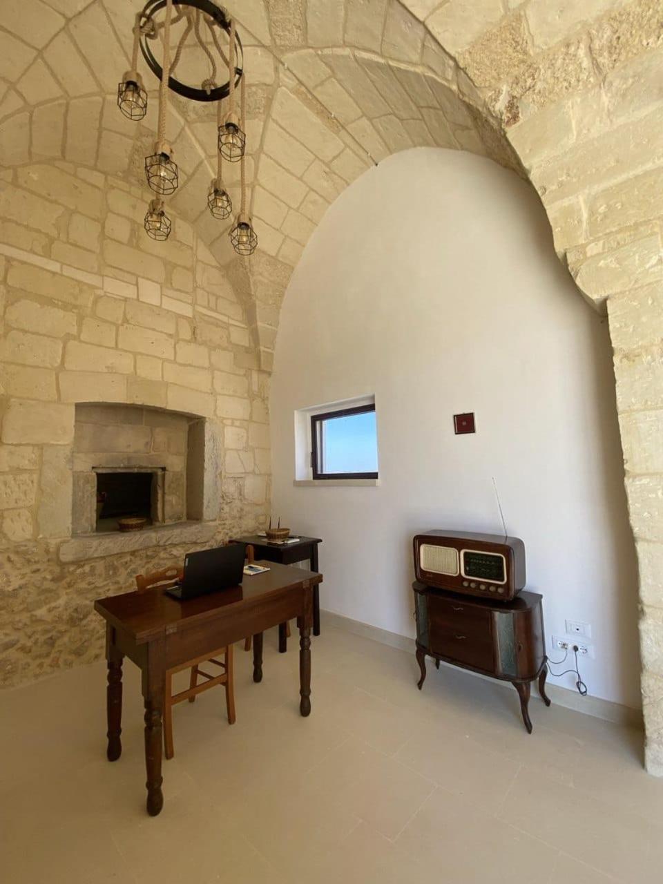 Agriturismo Masseria Sbotta Sant'Andrea  Exterior photo